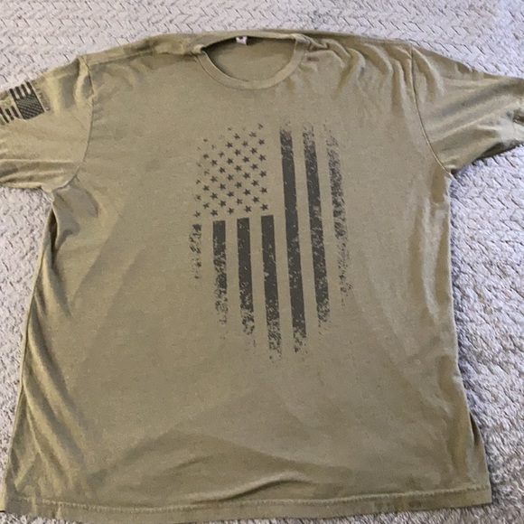 Olive Green XXL Distressed Flag shirt - Picture 2 of 5